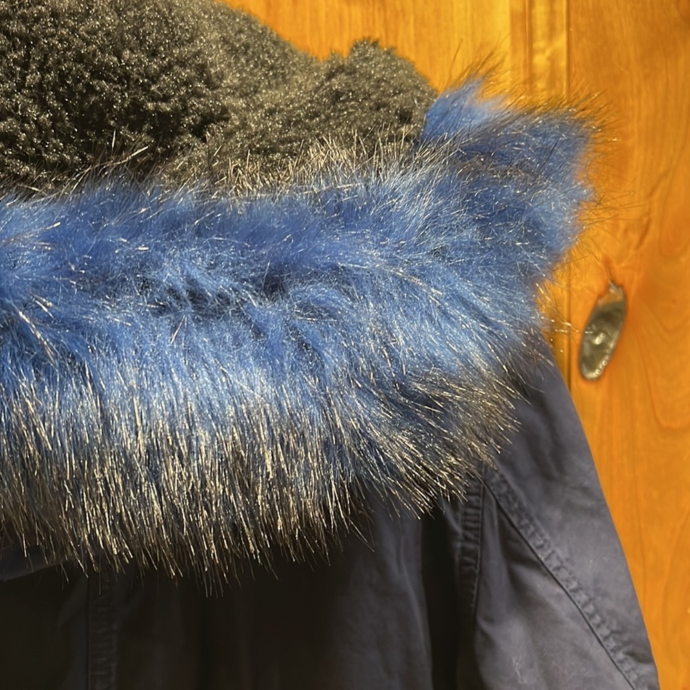 GAP Women's Dark Blue Utility Jacket with Faux Fur Hood - Picture 5 of 16